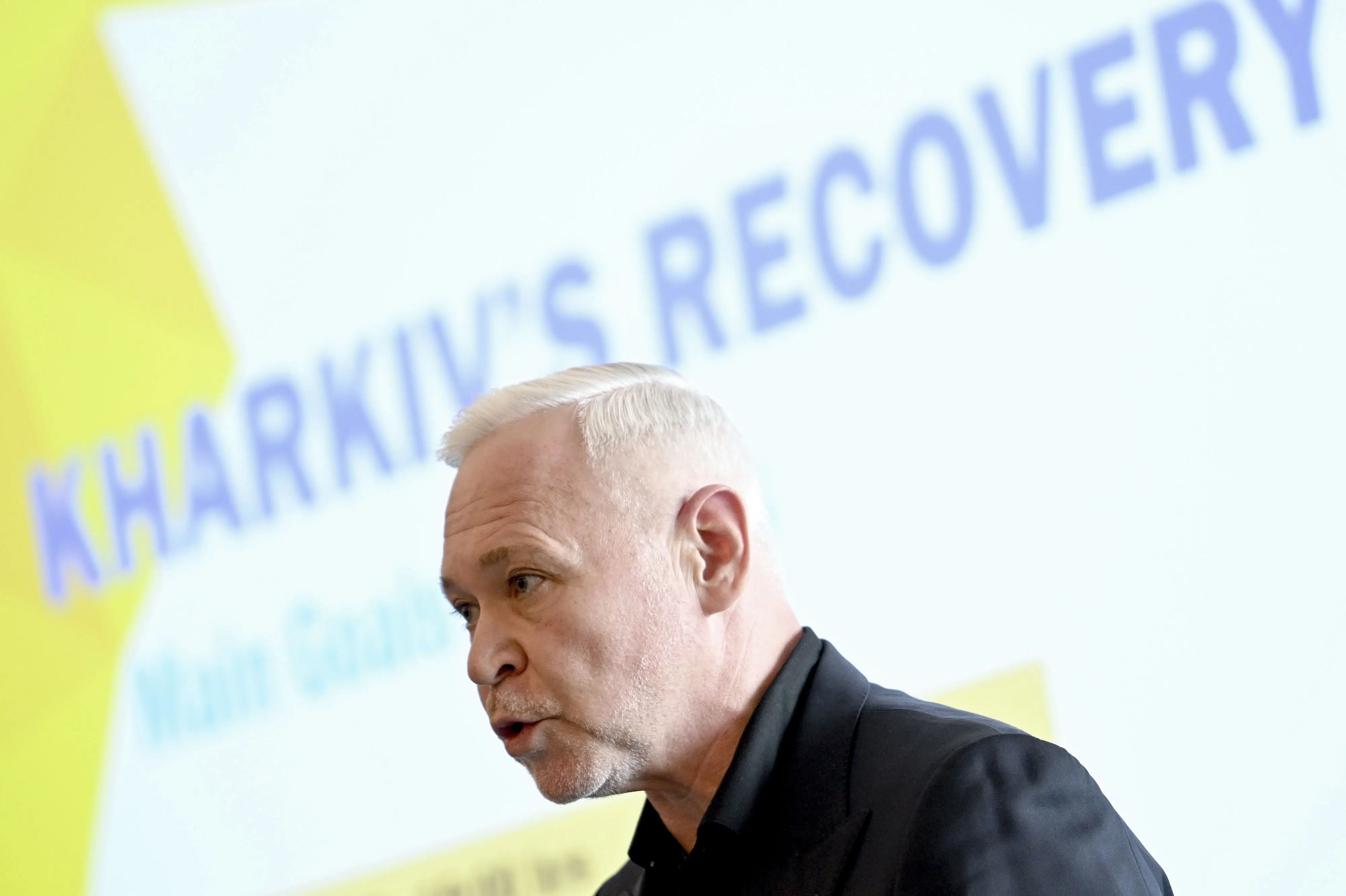 Bombeangreb giver strømproblemer i Ukraines næststørste by