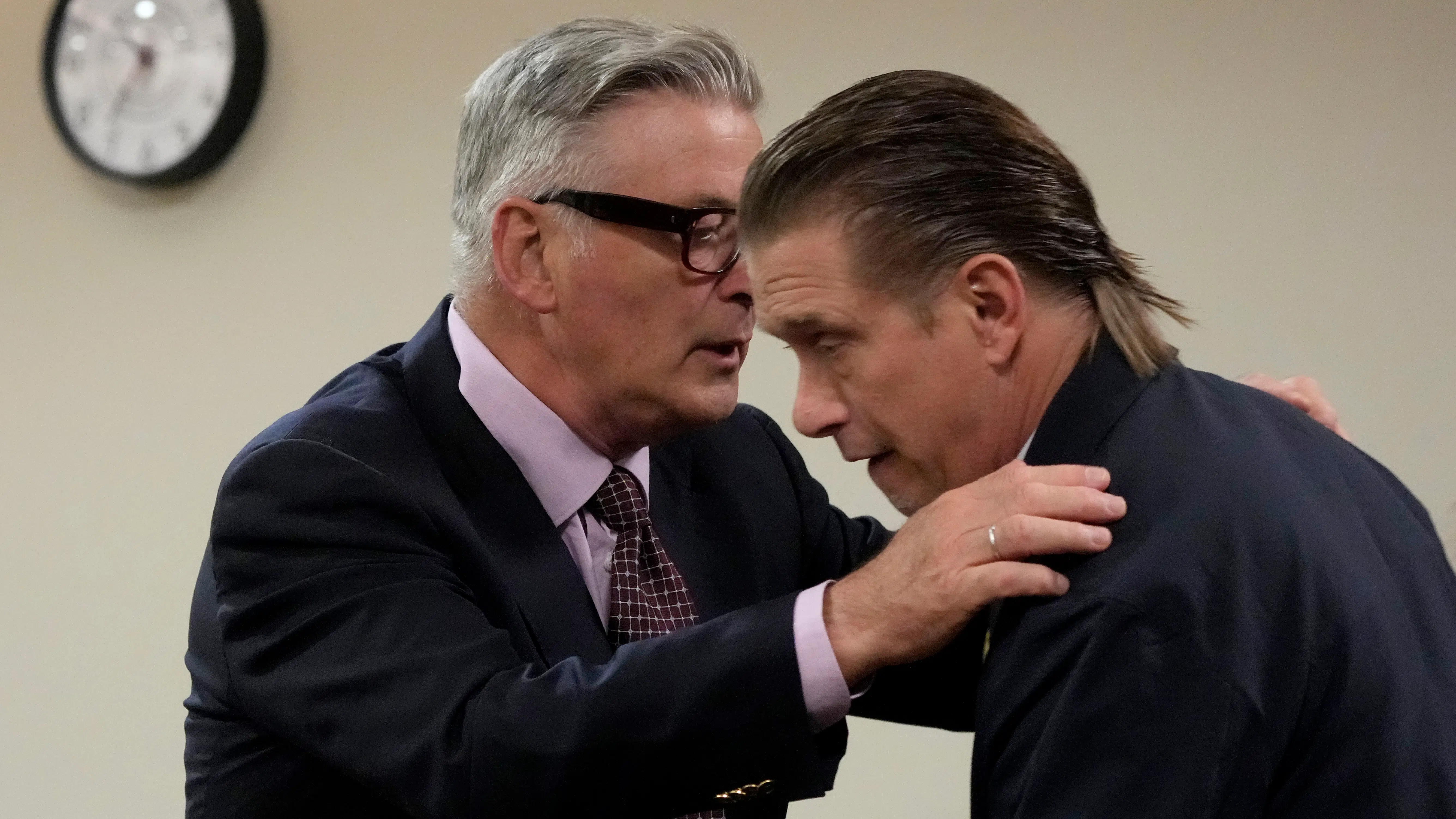 Baldwin-brødre kører galt: 'Jeg smadrede min hustrus bil'