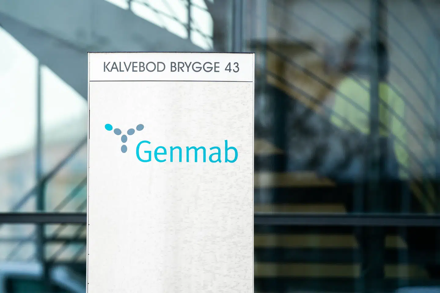 Genmab A/S hovedsæde på Kalvebod Brygge i København, Danmark, tirsdag den 31. januar 2023. Genmab A/S er et dansk-amerikansk biotekfirma der udvikler fuldt humane, monoklonale antistoffer mod kræft, ledbetændelse og flere andre livstruende og invaliderende sygdomme.. (Foto: Ida Marie Odgaard/Ritzau Scanpix)