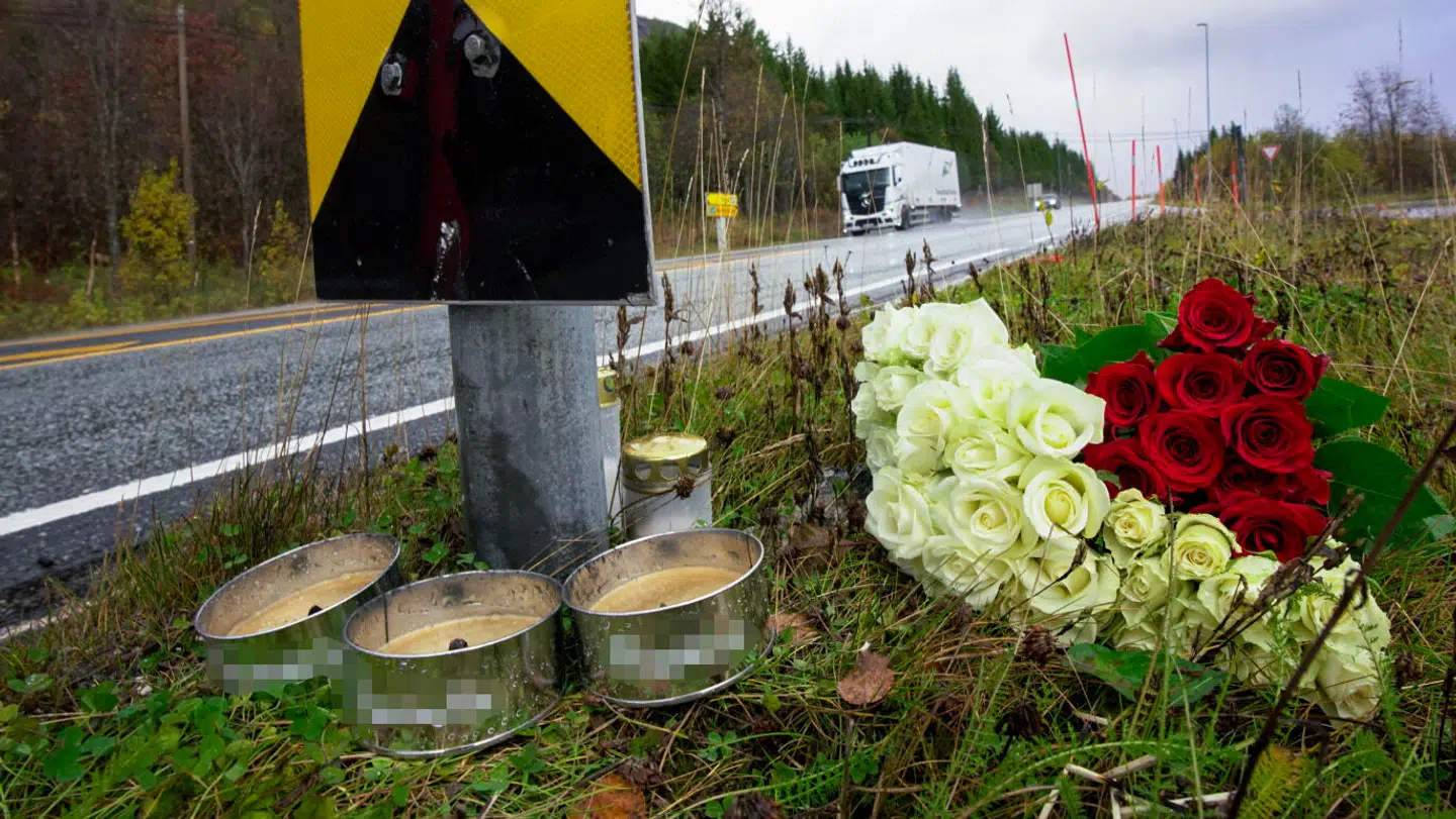 Gerningsstedet uden for Tromsø. Billedet er sløret med hensyn t il identificering af navnene på ofrene.