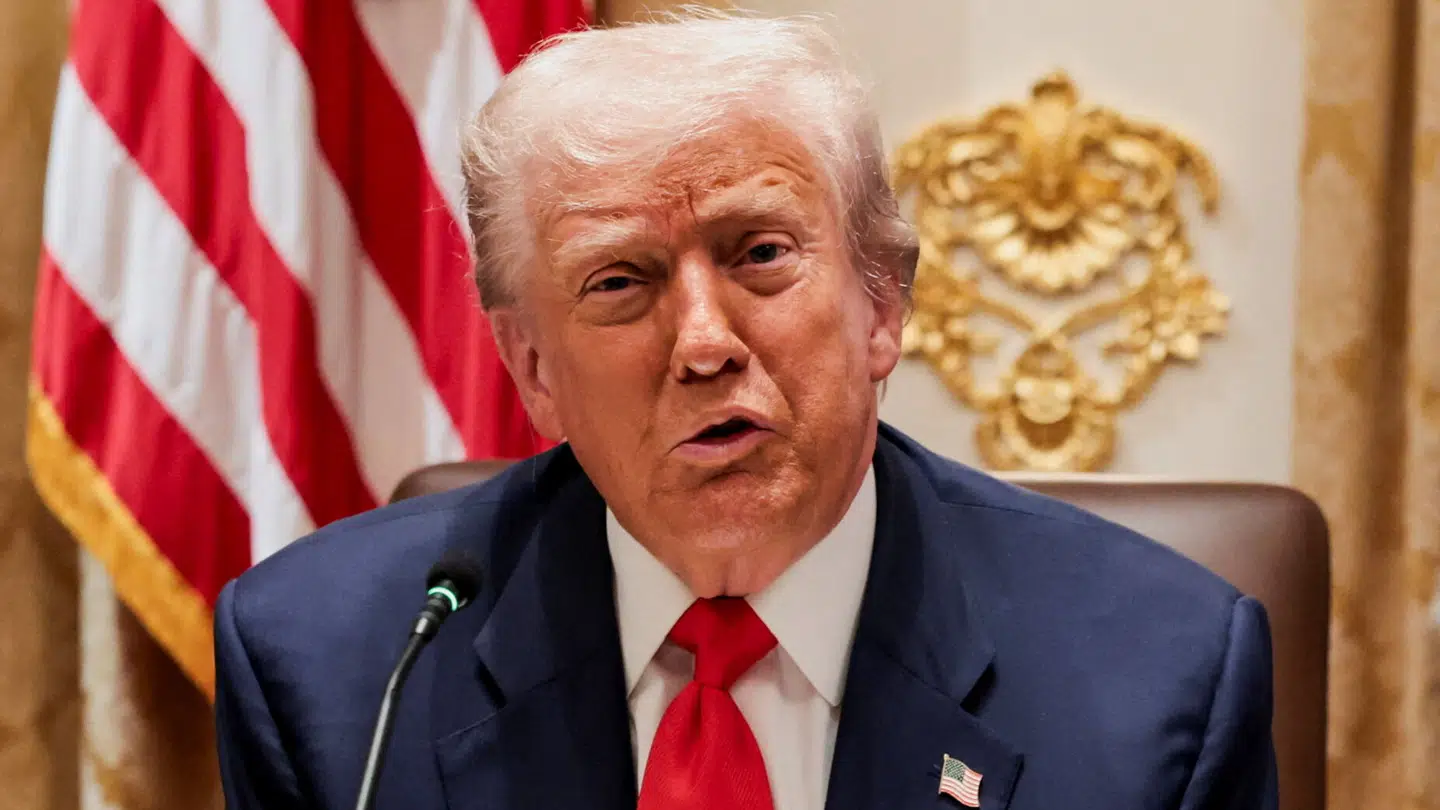 Hvis Donald Trump mener, at sikkerheden halter i VM-værtsbyer, vil Fifa støtte flytning af kampe, siger han.