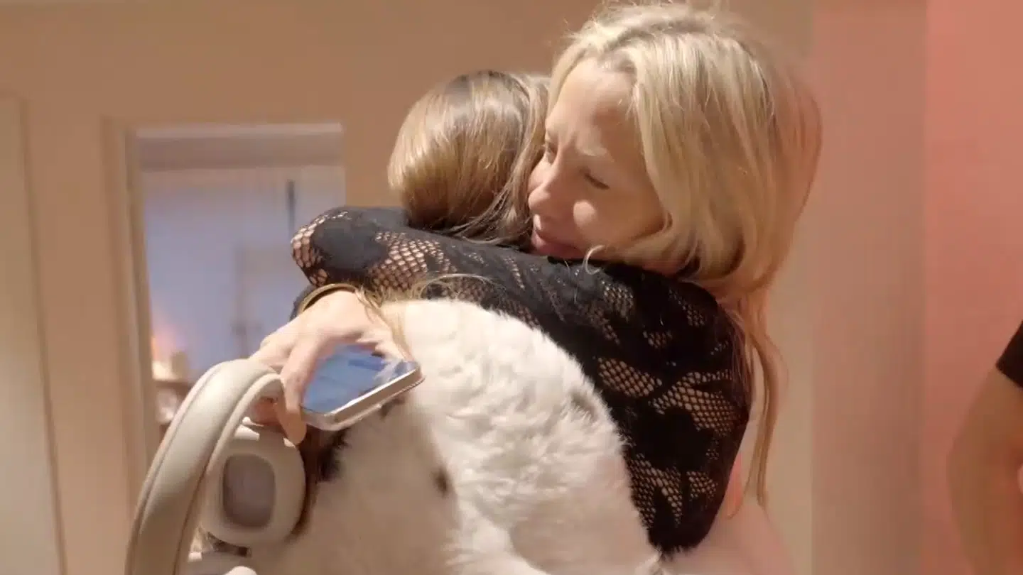 Caroline Fleming og Philine Roepstorff i 'Caroline og Dr. Kølle'.