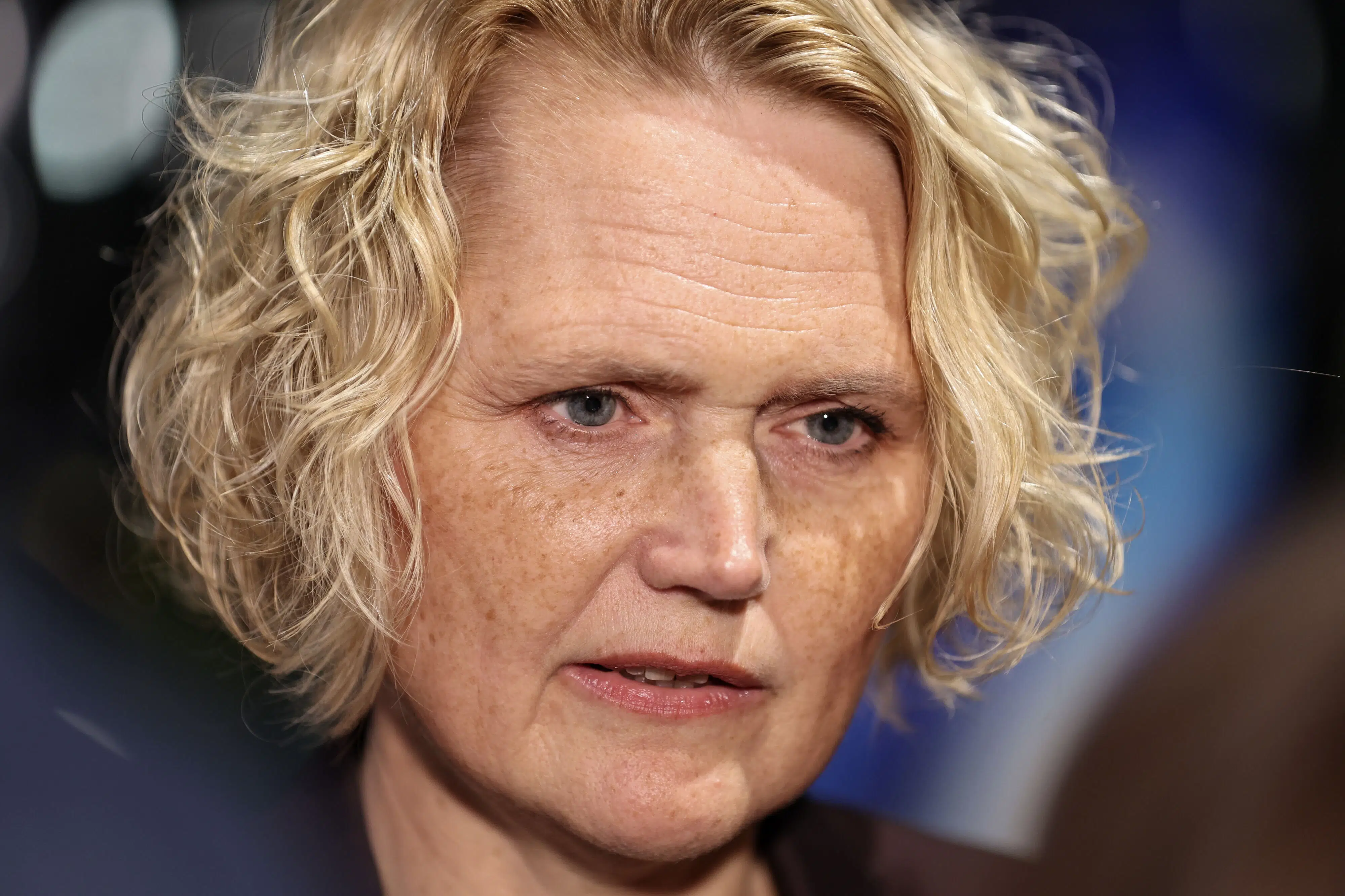 Svensk partileder går af på grund af trusler og had