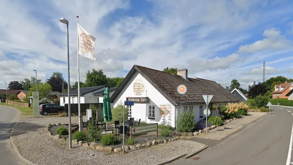 Pandekagebuffet gav gæsterne dårlig mave - nu får cateringfirma stor bøde