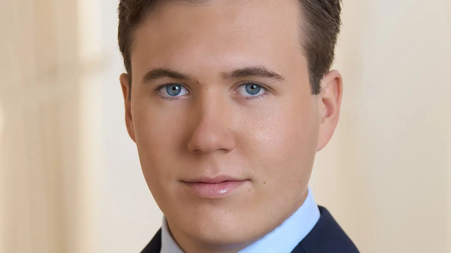 Det er særligt dette billede af kronprinsen, der har vakt opsigt.