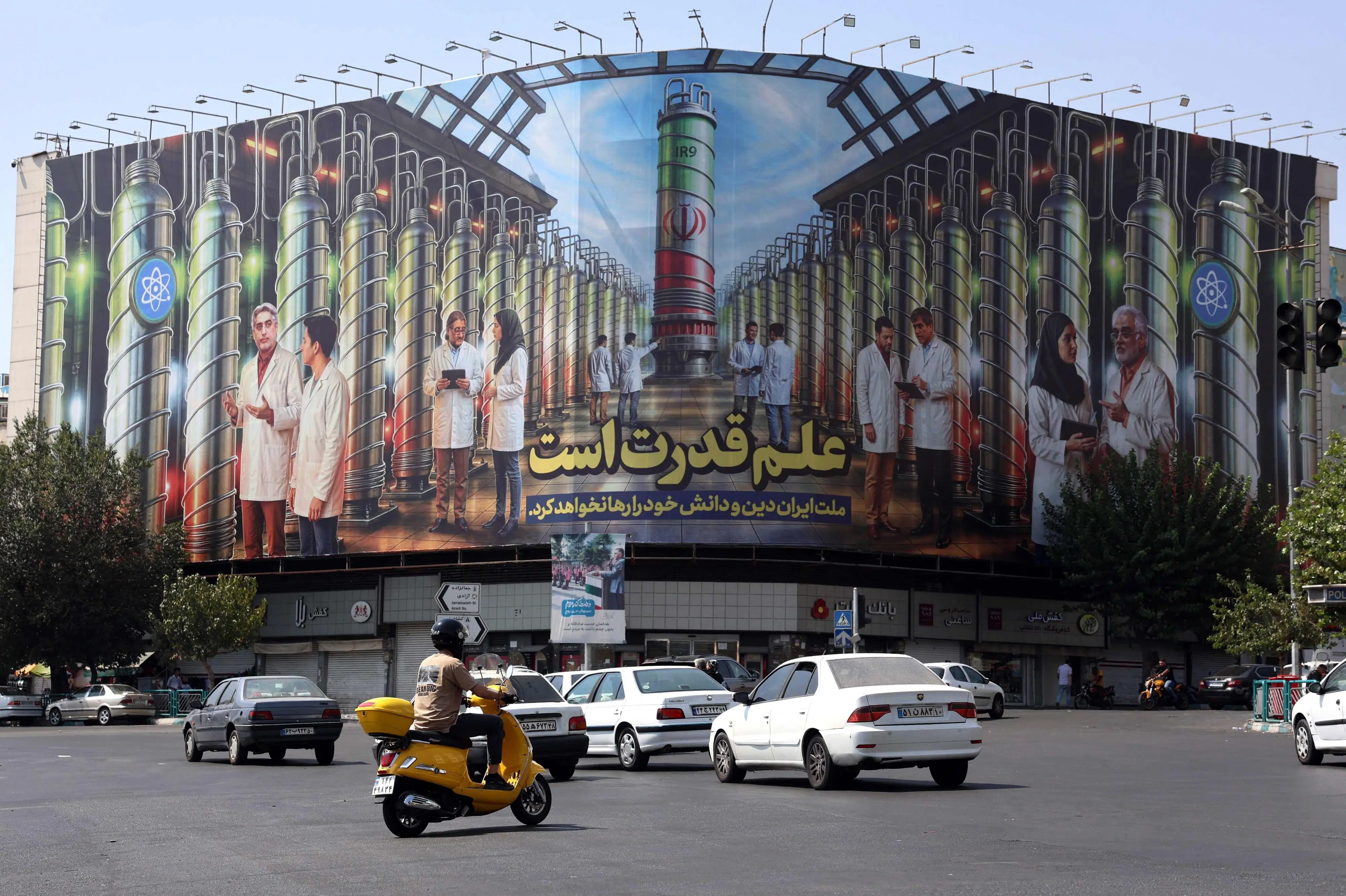 Iran erklærer atomaftale død og begravet på tiårsdag