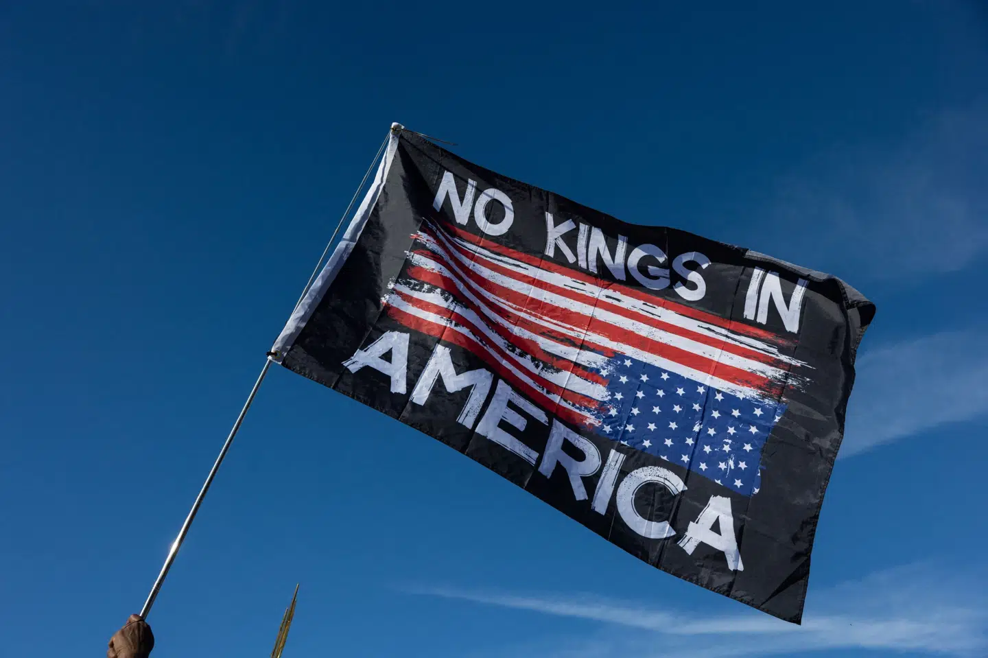 Med "No Kings" henviser demonstranter og arrangører til, at ingen i USA - heller ikke præsident Trump - er konger, som må handle egenrådigt. (Arkivfoto).