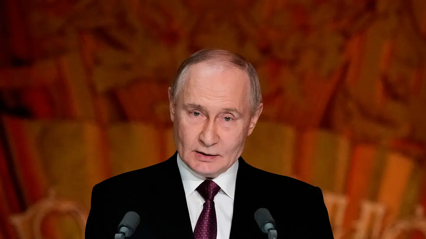 Torsdag havde Vladimir Putin og Donald Trump en timelang telefonsamtale. Her aftalte de to også at mødes snarligt i Ungarn.