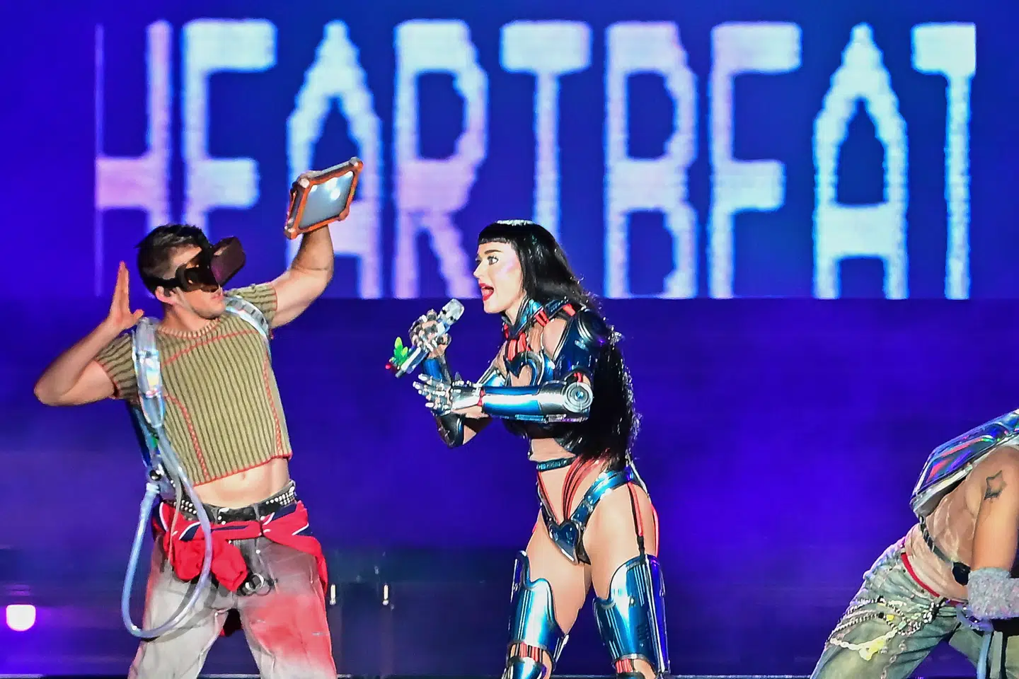 Katy Perry er i gang med sin verdensturné, der søndag bringer hende til københavnske Royal Arena.