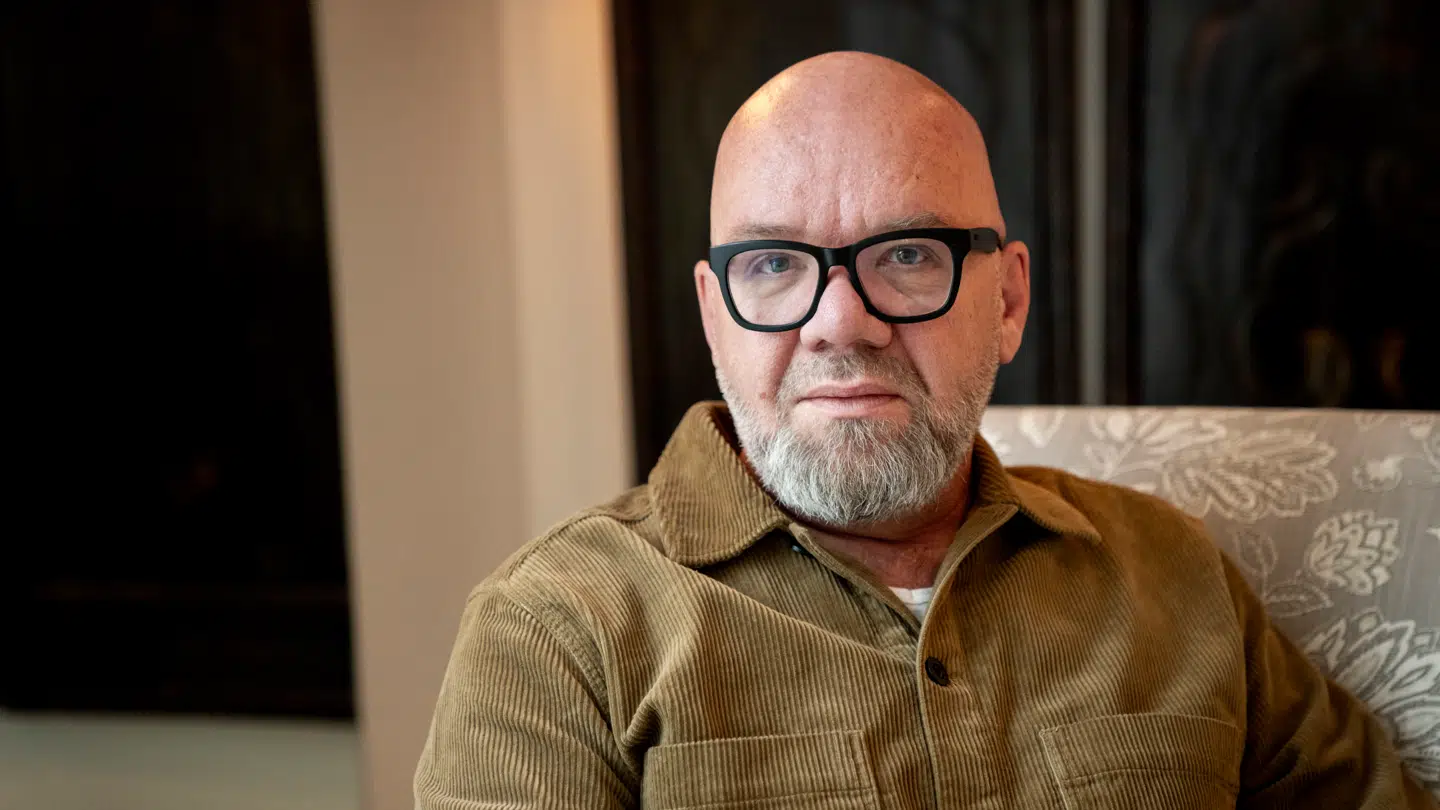 Lars Hjortshøj har måske lidt ekstra på kistebunden, da han efter tre års ejerskab sælger sin lejlighed med god fortjeneste.
