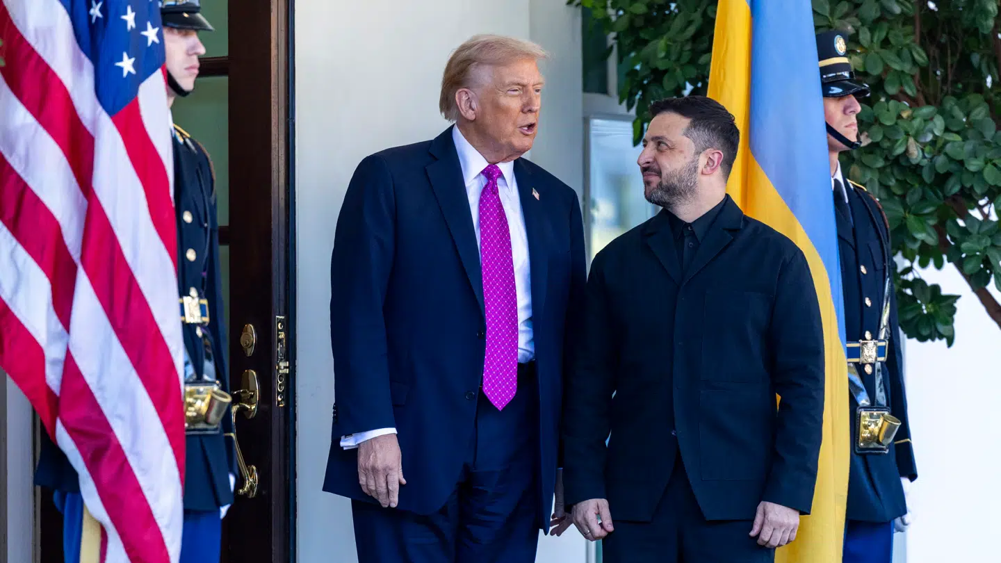 Stemningen var bedre, da Zelenskyj blev budt velkommen.