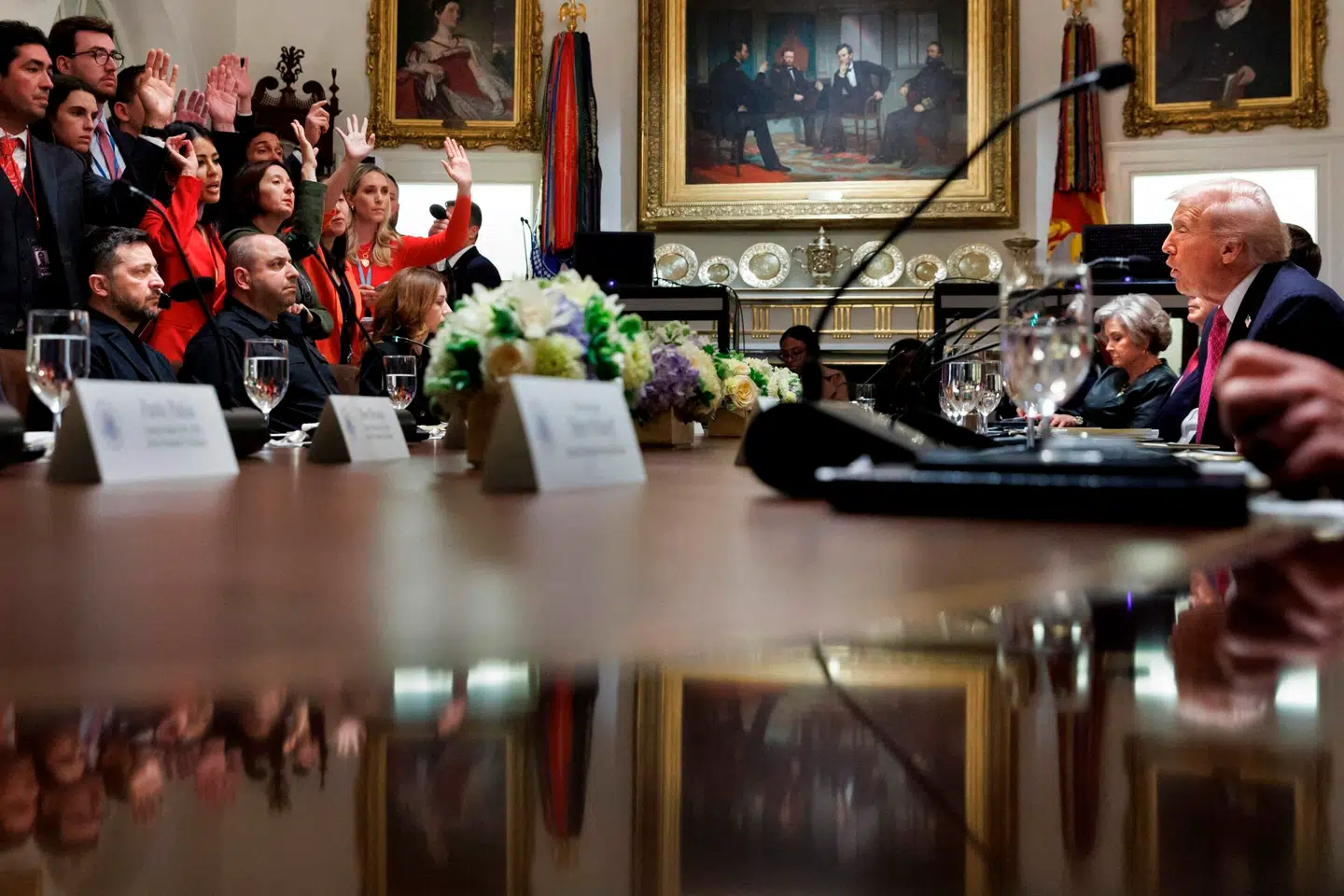 Mødet mellem Donald Trump og Volodymyr Zelenskyj gik langtfra som ønsket i det krigshærgede land.