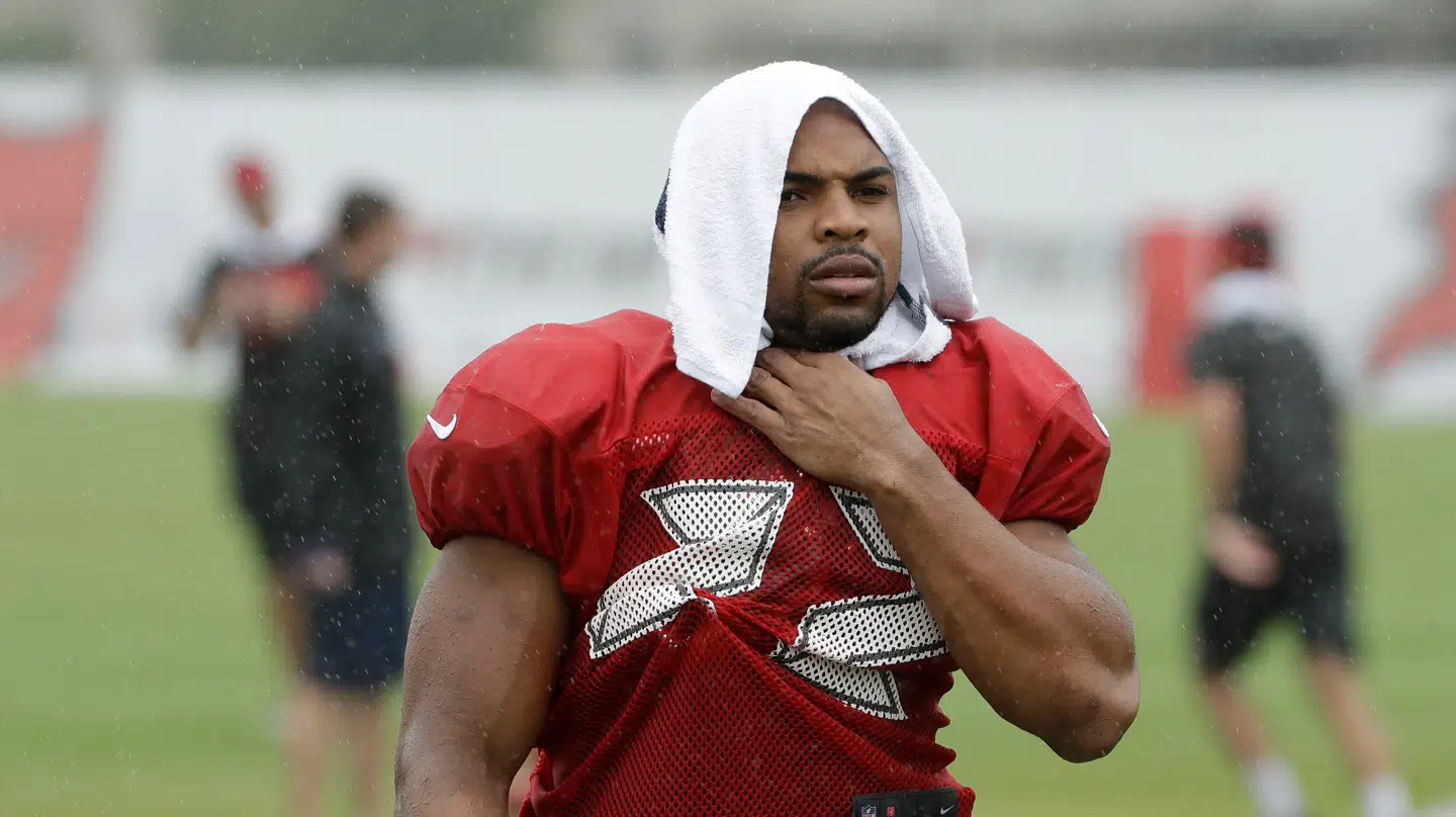 Her ses Doug Martin i den sidste sæson for Tampa Bay Buccaneers, i 2017.