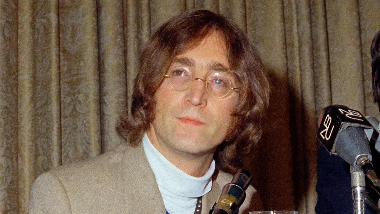 John Lennon blev den 8. december 1980 skudt og dræbt af Mark David Chapman.
