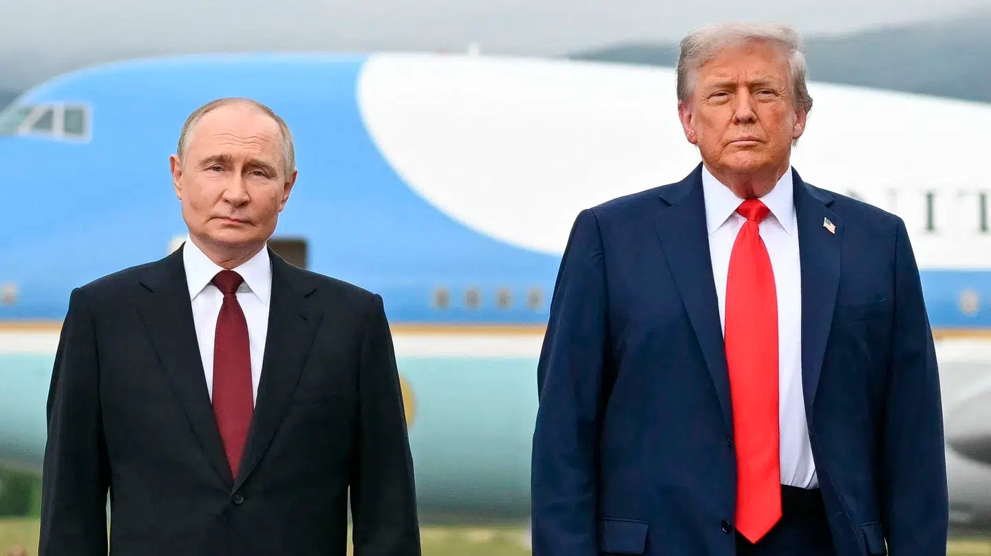 Her ses Vladimir Putin (tv) og Donald Trump under de to præsidenters topmøde i Alaska midt i august.