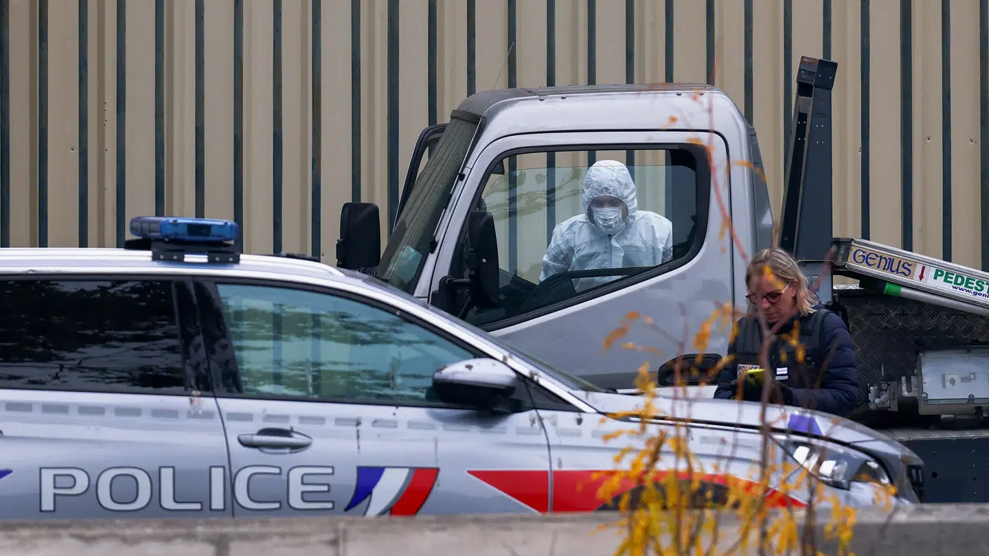 Byttet fra det spektakulære tyveri fra museet Louvre i Paris kostede over en halv milliard danske kroner.