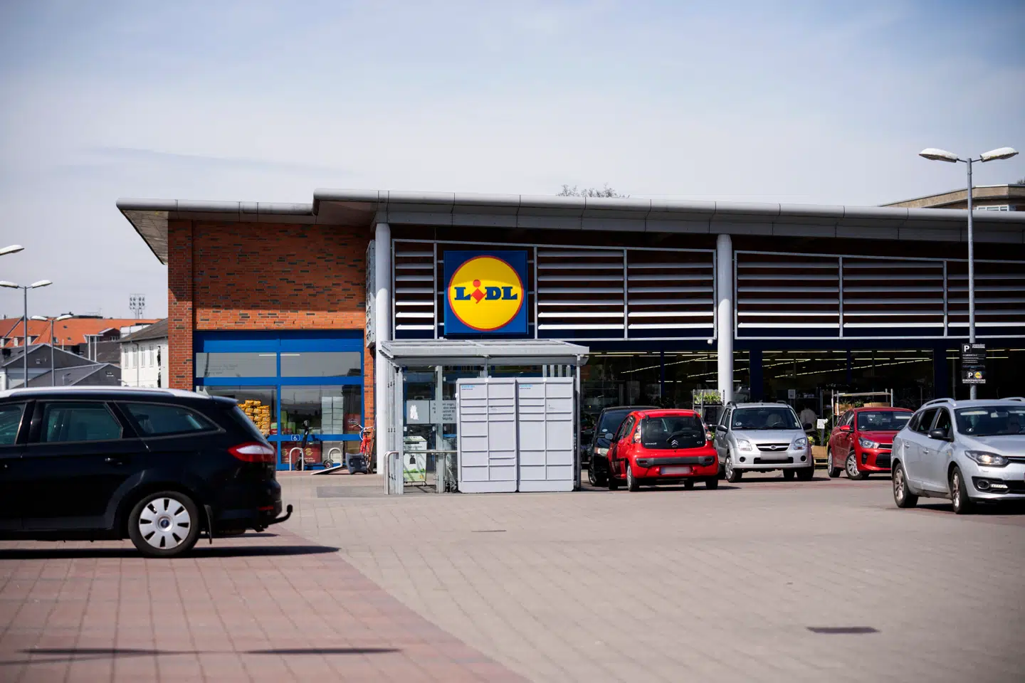 Lidl har sænket prisen på 100 varer, og ekspert kalder det starten på en priskrig.