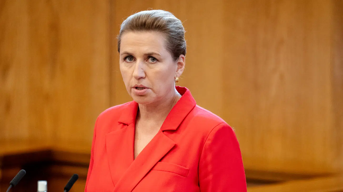 Statsminister Mette Frederiksen (S) under hasteforespørgsel om slettede smser i Folketinget på Christiansborg, København, onsdag den 22. oktober 2025.
