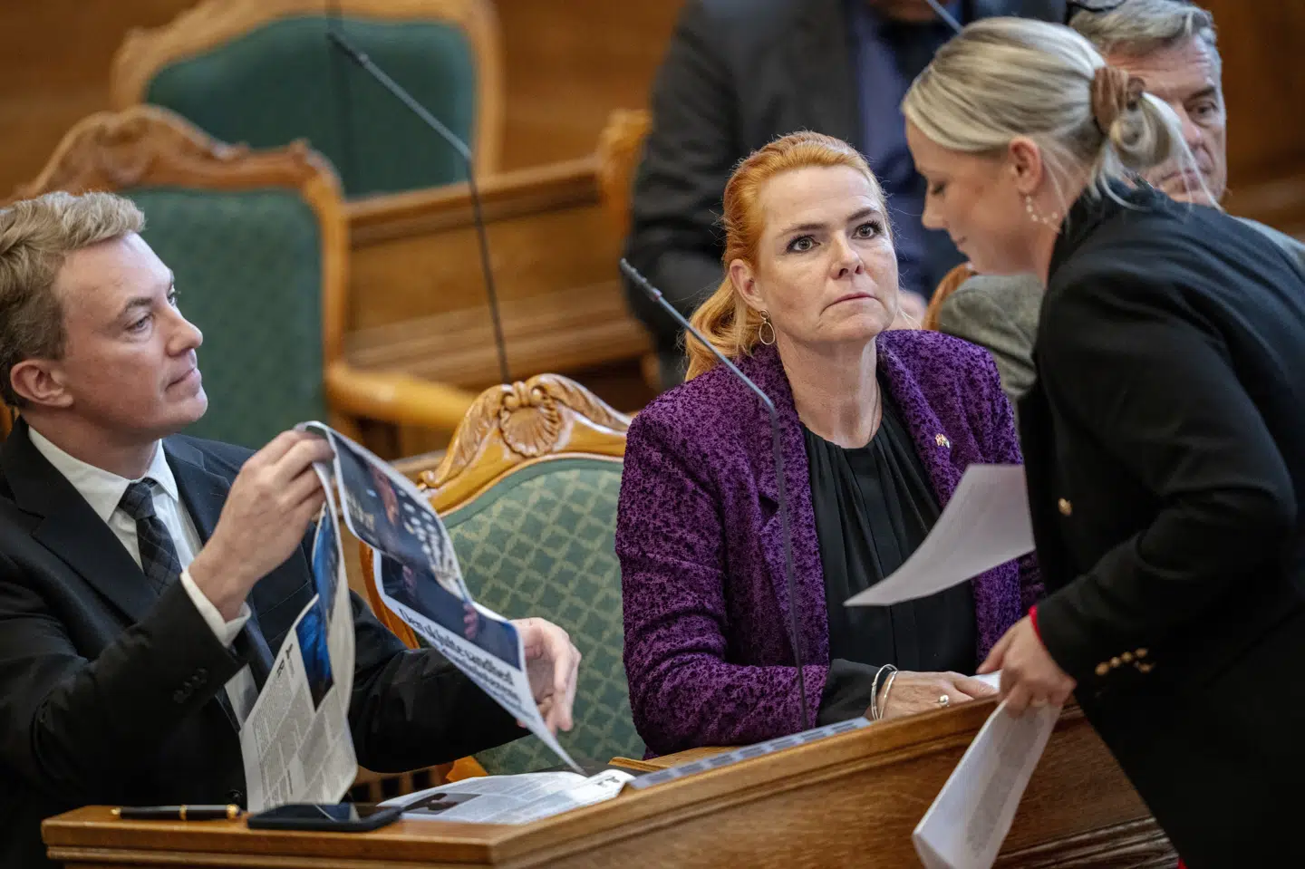Morten Messerschmidt (DF), Inger Støjberg (DD) og Solbjørg Jakobsen (LA) stiller onsdag spørgsmål til statsminister Mette Frederiksen (S) om minksagen og spørgsmålet om muligheden for at genskabe slettede sms'er.