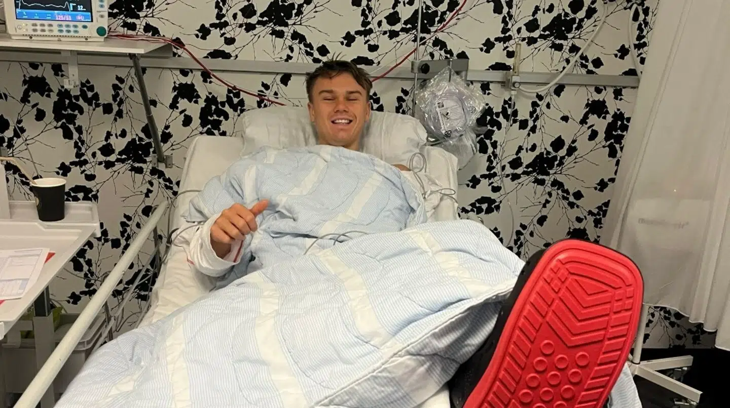 Alle danskere bør kende Holger Runes operationslæge.