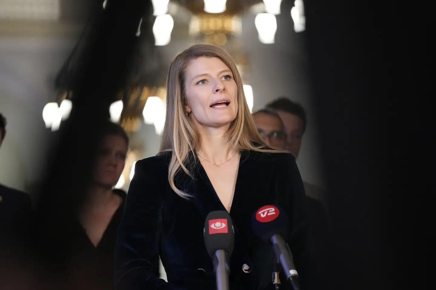 Skatteminister Ane Halsboe-Jørgensen (S) præsenterede fredag en ny aftale på spilområdet, der blandt andet indeholder et såkaldt fløjt-til-fløjt-forbud.