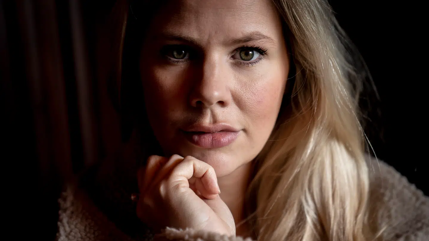 Skuespiller og iværksætter Julie Zangenbergs virksomhed Cozy ApS er begæret konkurs for anden gang.