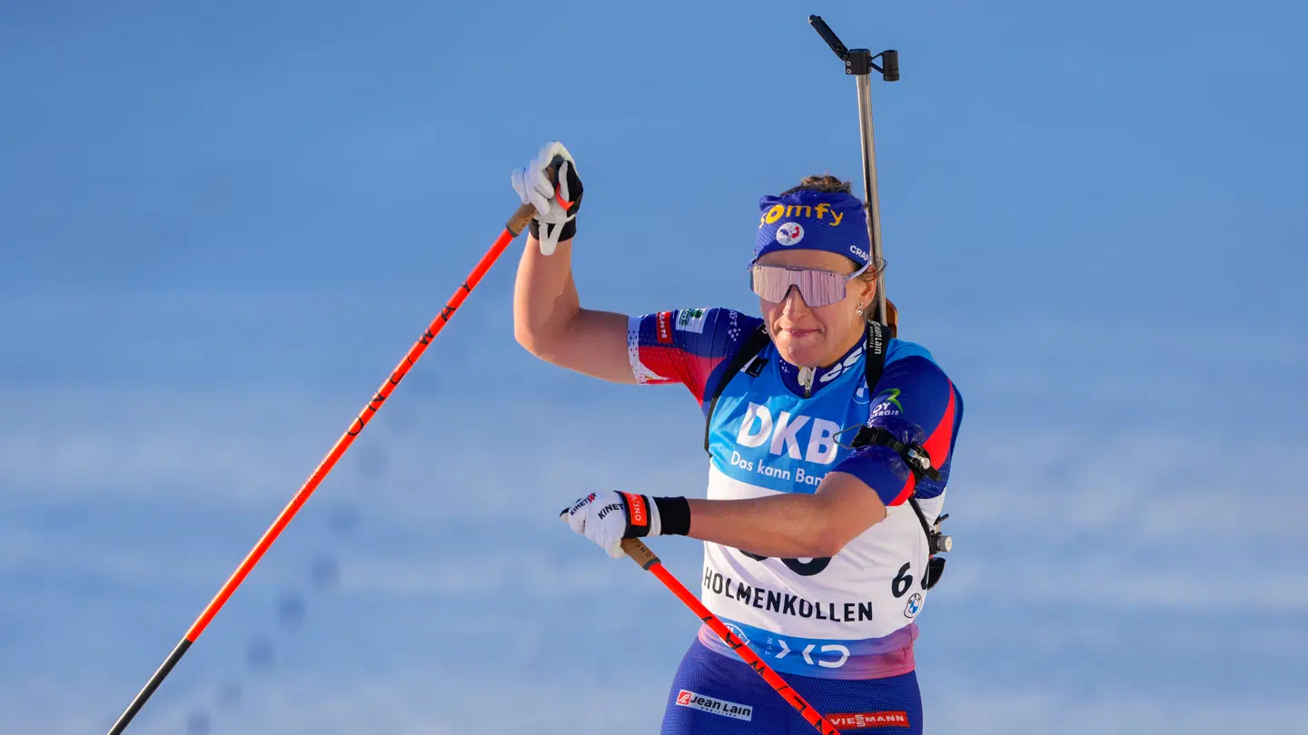 Den franske skiskytte Julia Simon er blevet idømt tre måneders betinget fængsel, efter at have misbrugt sin kollegas kreditkort.