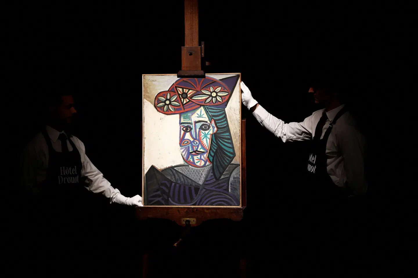 Maleriet "Bust of a Woman with a Flowered Hat" menes at forestille Picassos muse og elskerinde Dora Maar.