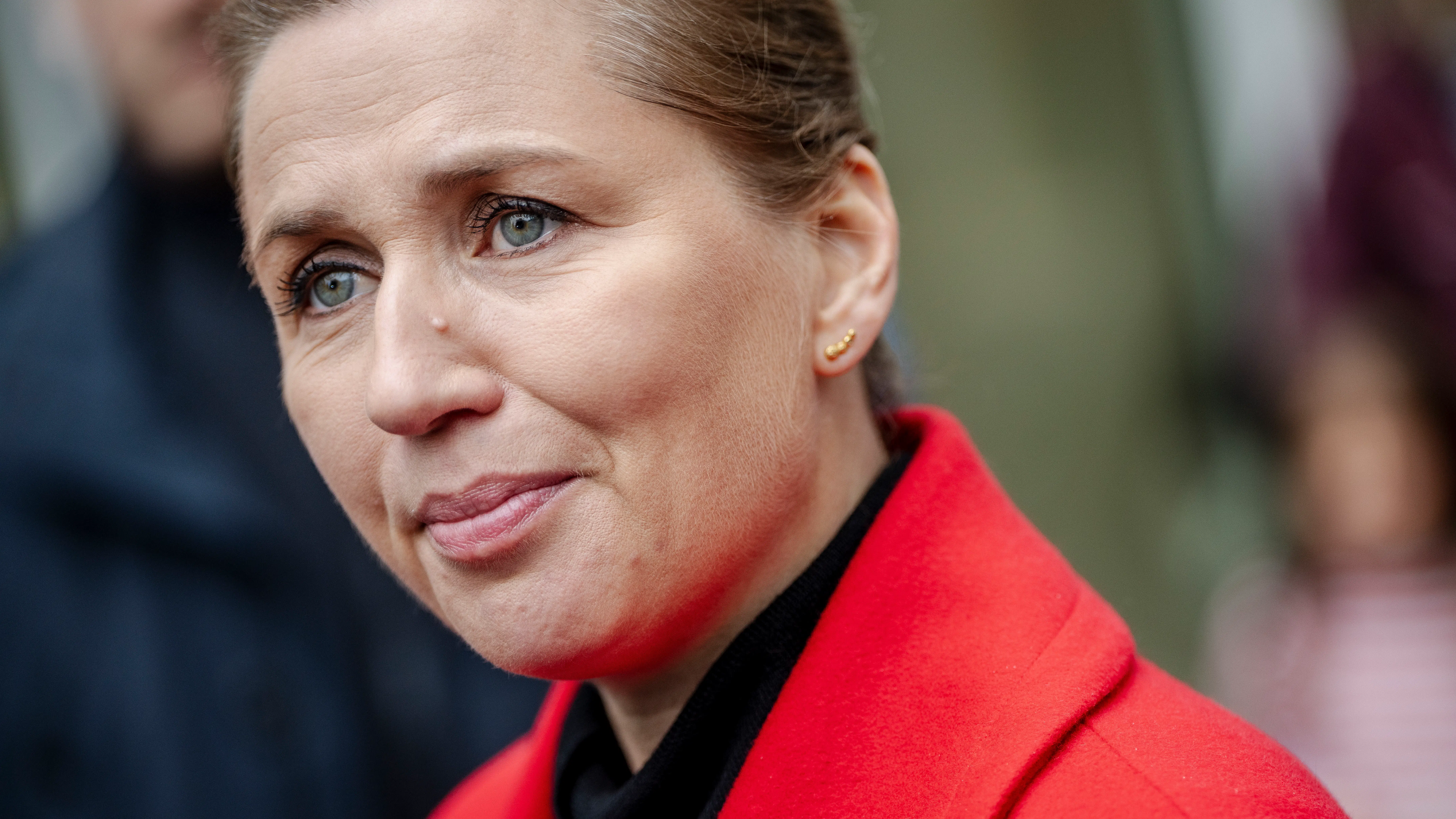 Mette Frederiksen forklarer uventet støtte: 'Jeg tror på Irina'