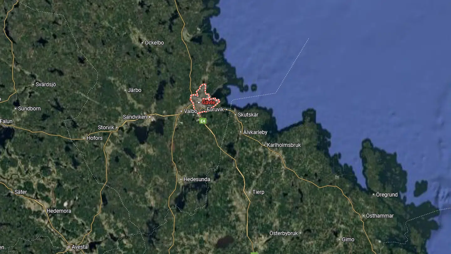 Det er i Gävle i det østlige Sverige, at braget er blevet hørt.