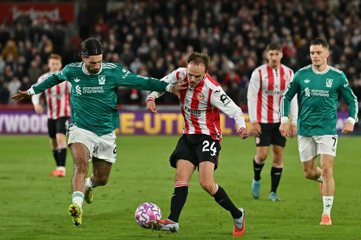 Mikkel Damsgaard var i forrygende spillehumør mod Liverpool, der tabte for fjerde gang i træk i Premier League.