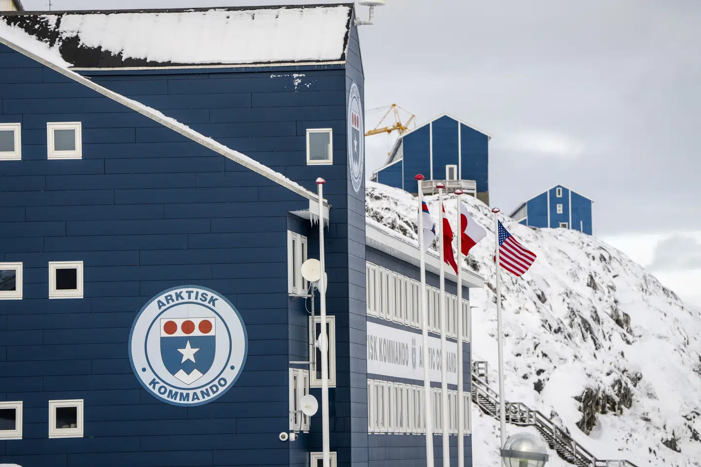 Arktisk Kommando hjalp lørdag til, da myndighederne ledte efter et havareret fly nær Nuuk. Søndag er efterforskningen genoptaget. (Arkivfoto).