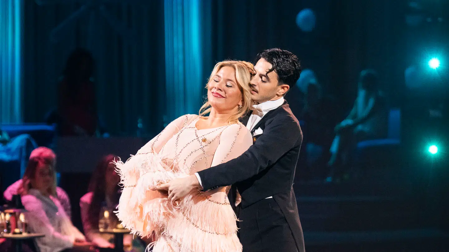 Sissal & Eugen Miu dansede en slowfox til ære for Sissals mor.