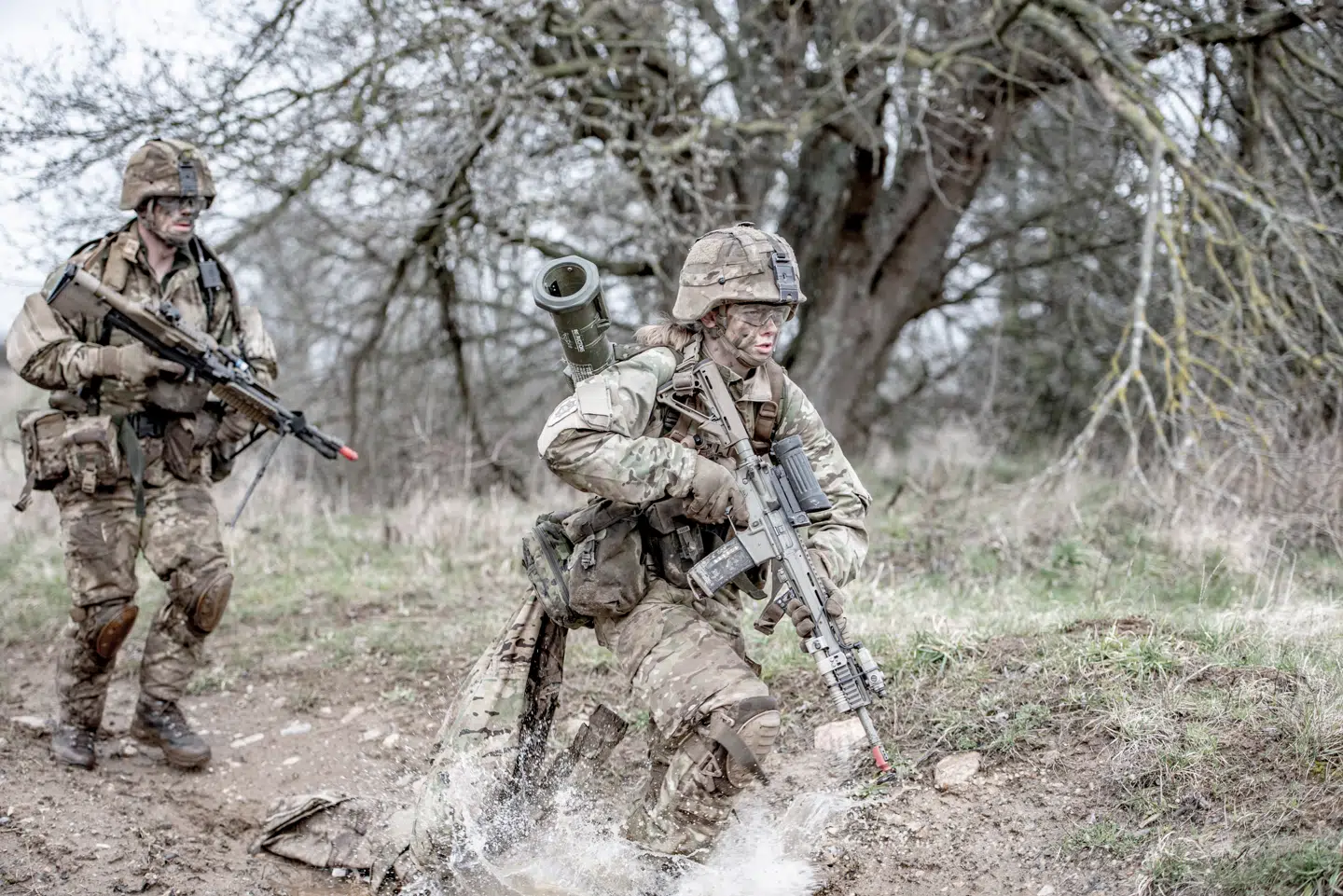 På Frederiksberg vil man gerne give kommunens medarbejdere, som stadig er i reserven, fri med løn i op til to uger om året for at deltage i militære øvelser. Men det må kommunen ikke, da staten forbyder det. Her er Livgardens 4. kompagni på fotograferet på øvelse i Høvelte. Foto: Celina Dahl
