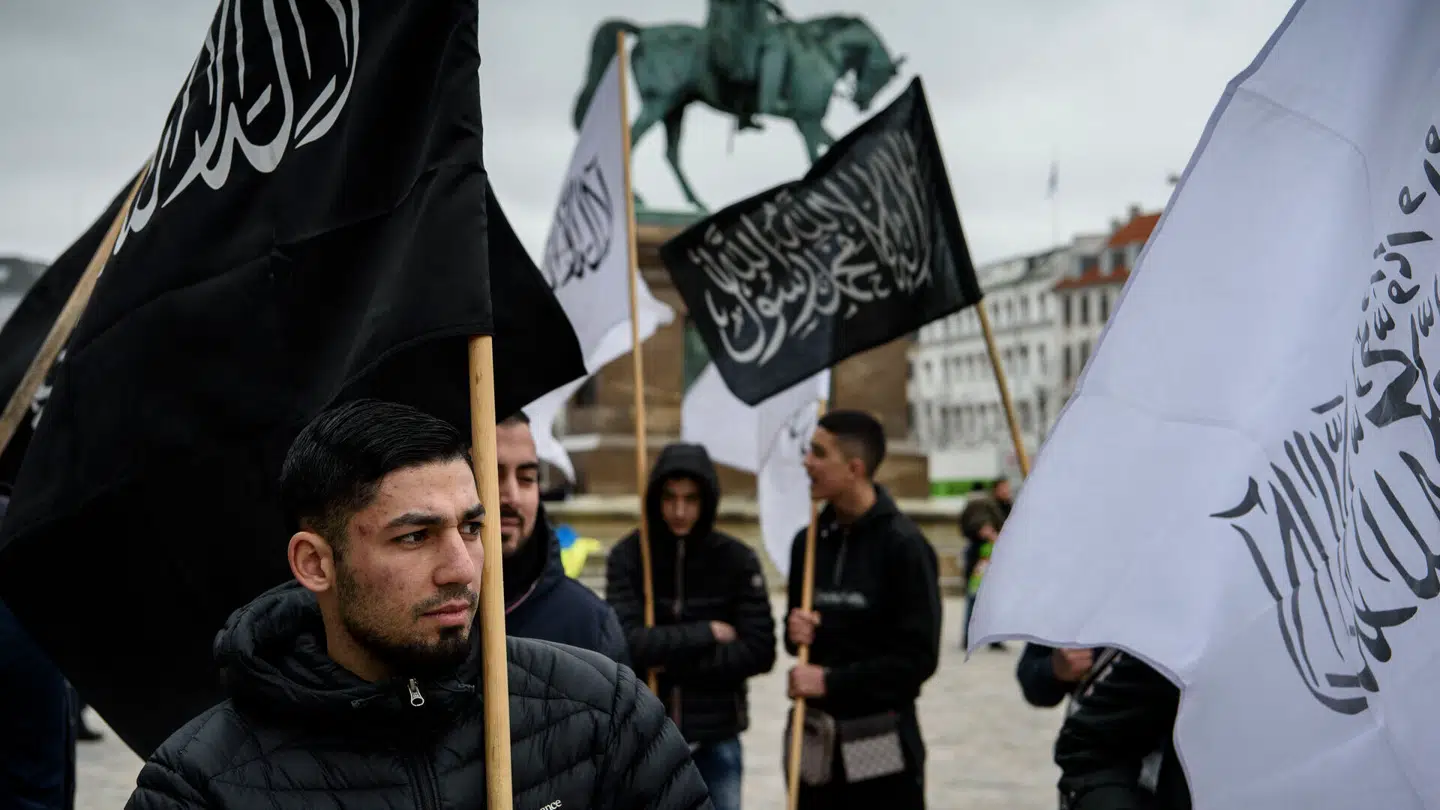 Hizb ut-Tahrir afholder fredagsbøn på slotspladsen foran Christiansborg. Arkivfoto fra 2019.