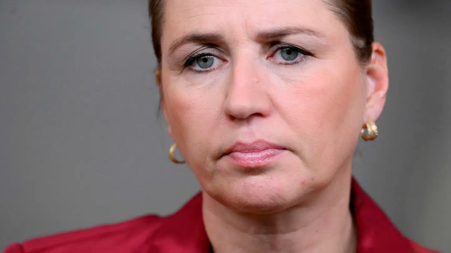 Mette Frederiksens parti har lidt af en skizofren linje, hvad angår vælgermøder med et islamisk islæt i Danmark.