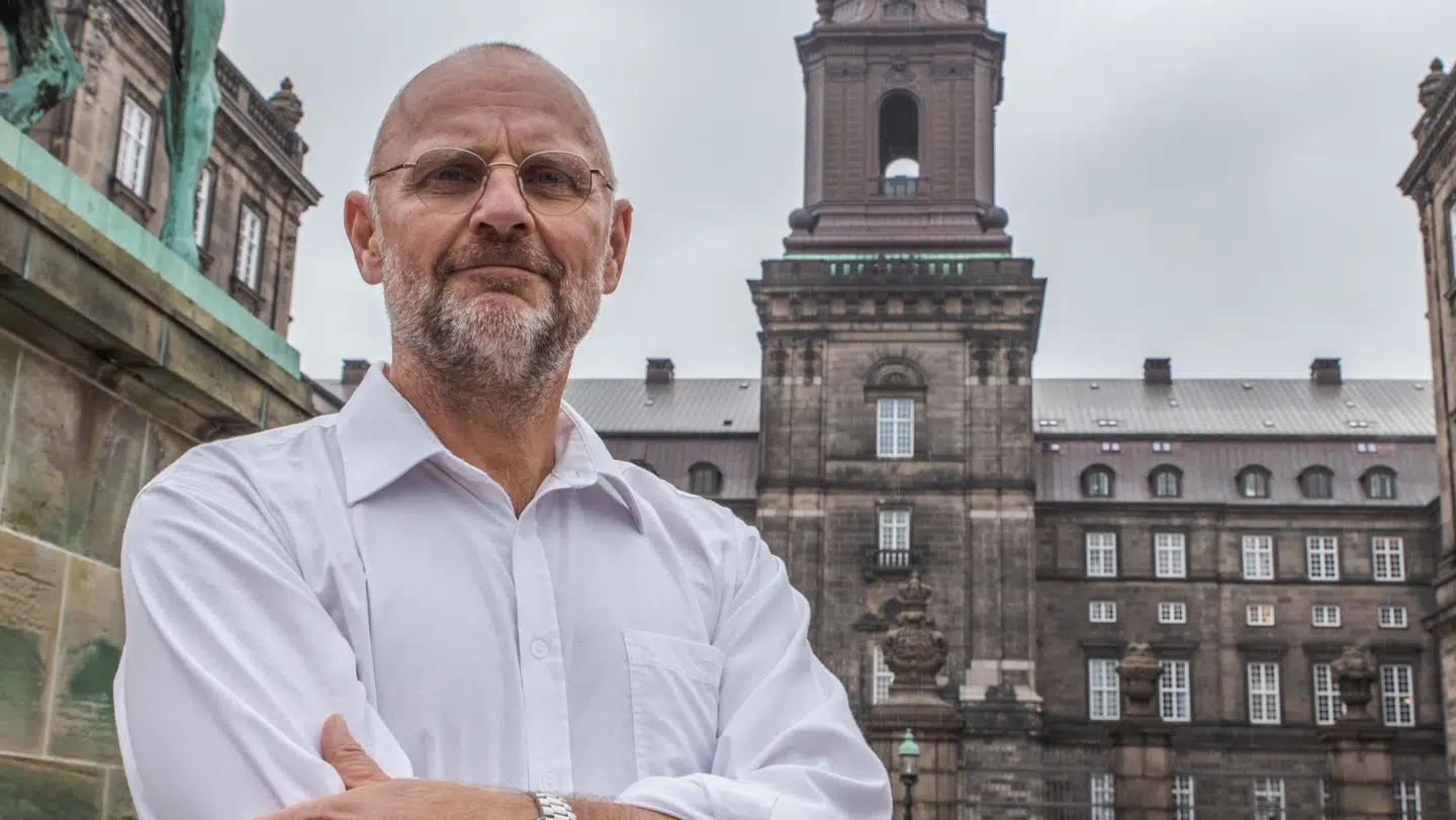 Portræt af politisk redaktør på B.T. Henrik Qvortrup ved Christiansborg Oktober 2020