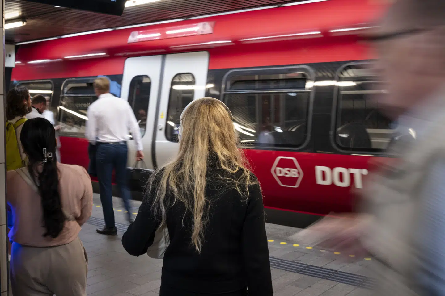 Der er tirsdag formiddag længere rejsetid på alle S-togslinjer, da tog har spærret for trafikken. (Arkivfoto).