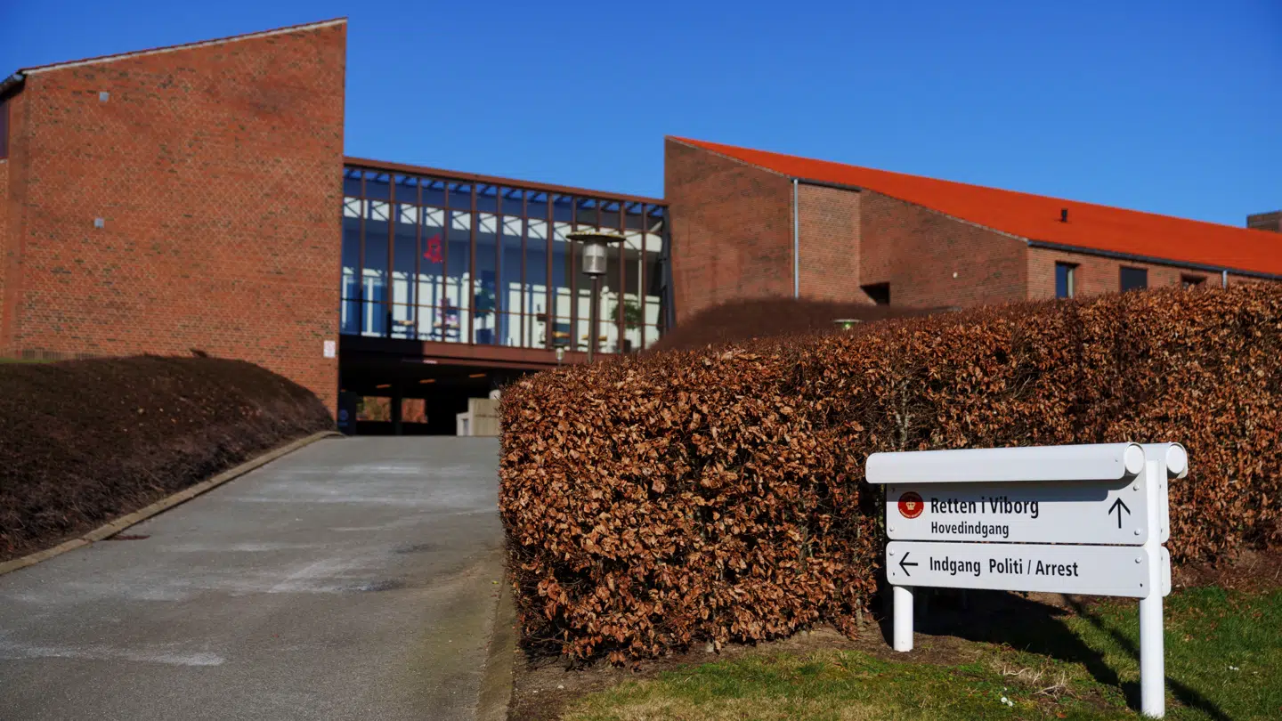 Den militære straffesag mod den 61-årige seniorsergent skal afvikles her i byretten i Viborg i næste uge.