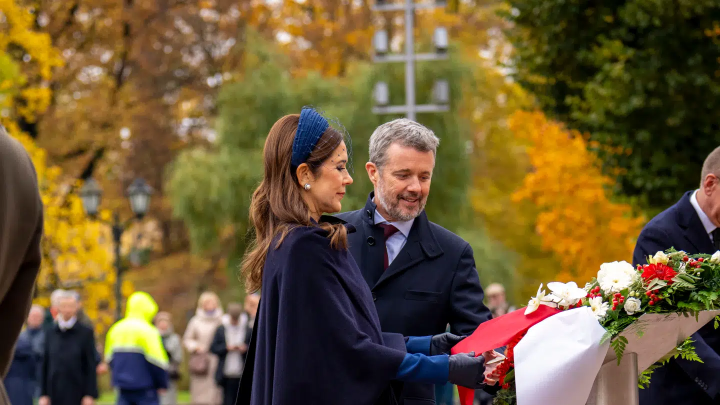 Dronning Mary fik hænderne for fulde i Riga.