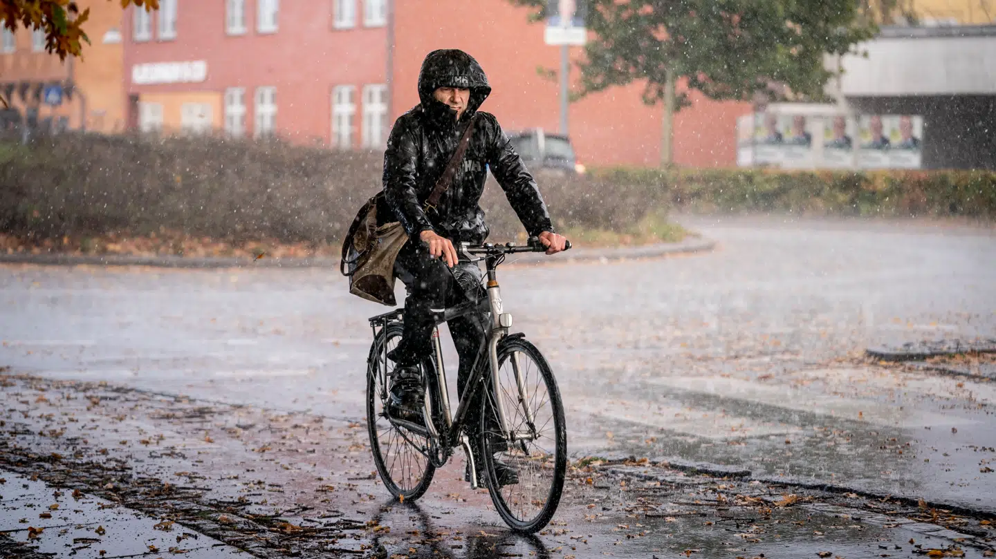 Onsdag og torsdag kommer til at byde på en hel del regn – især i én landsdel.