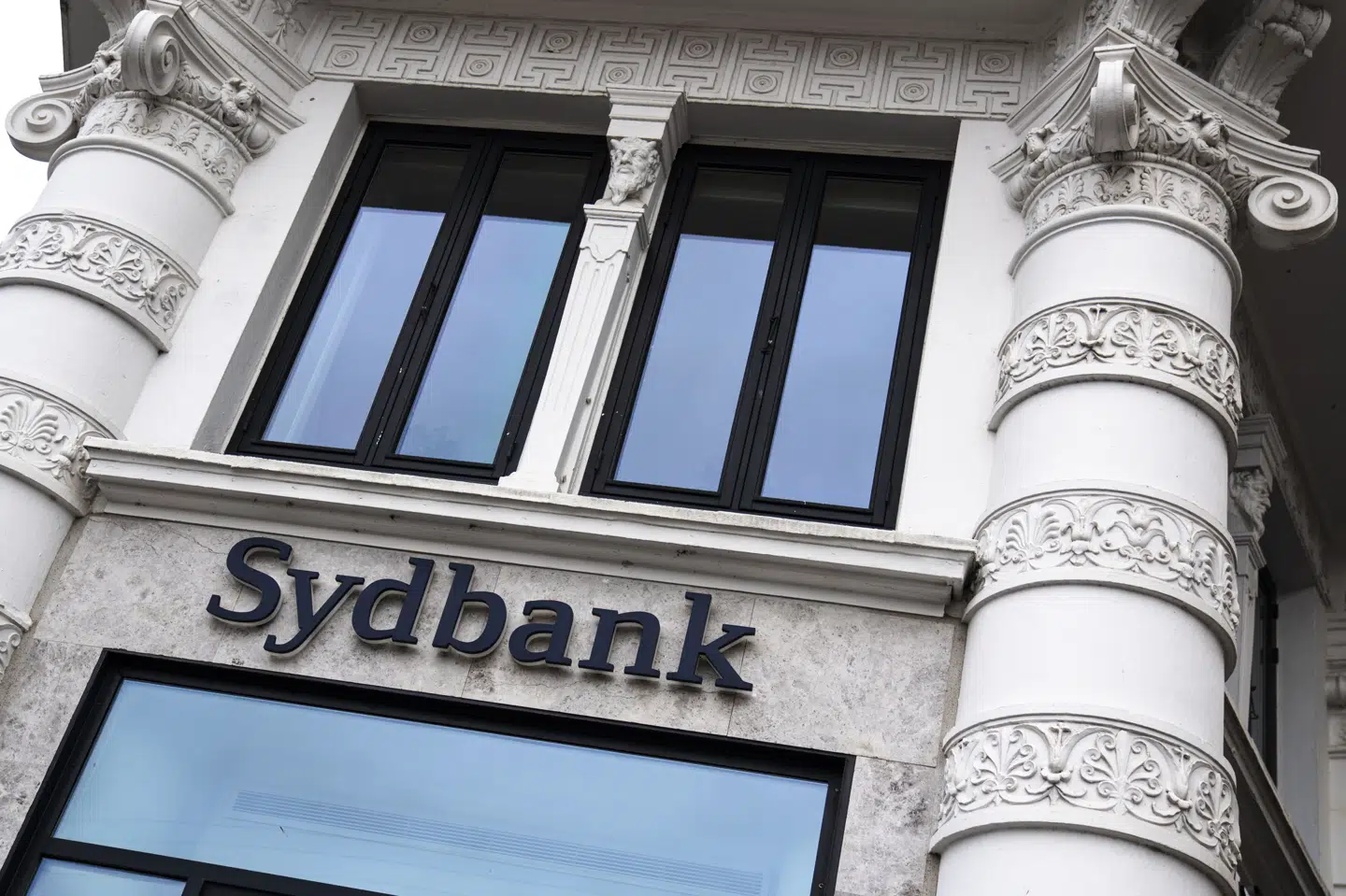 Sydbank tror på et overskud på op mod 2,6 milliarder kroner i 2025. (Arkivfoto).
