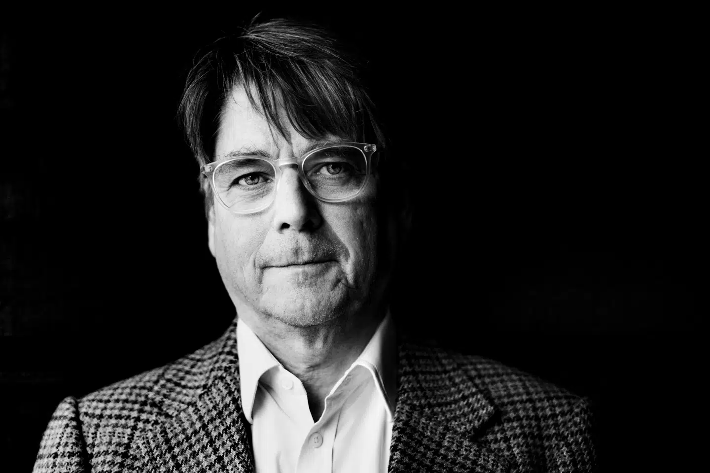 Peter Lund Madsen var forsker, læge og psykiater. Han har udgivet flere bøger og tv- og radioprogrammer om psykiatriske diagnoser, og til næste år er han posthumt vært på et tv-program på DR om selvsamme. Han havde selv angst som dreng, har han fortalt.