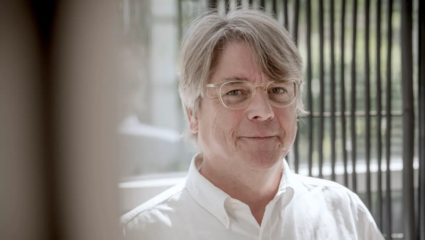 Peter Lund Madsen var forsker, læge og psykiater. Han har udgivet flere bøger og tv- og radioprogrammer om psykiatriske diagnoser, og til næste år er han posthumt vært på et tv-program på DR om selvsamme. Han havde selv angst som dreng, har han fortalt.