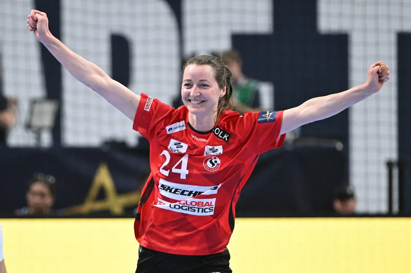 Sanna Solberg-Isaksen er bundet til Team Esbjerg frem til sommeren 2028.