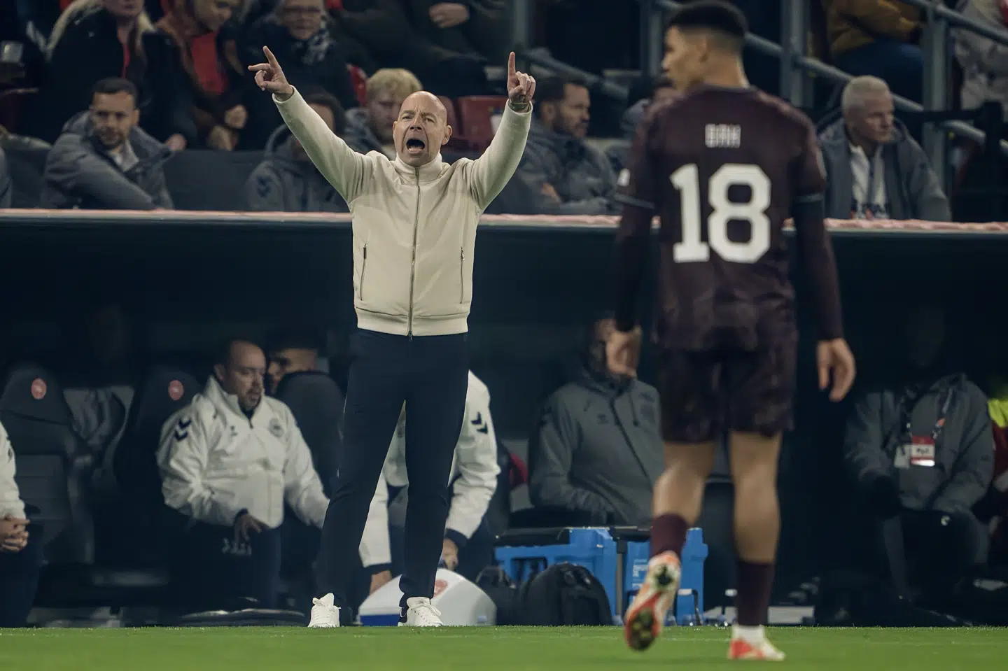 Brian Riemer ses her under sin debut som dansk landstræner i en Nations League-hjemmekamp mod Spanien i november sidste år. (Arkivfoto).