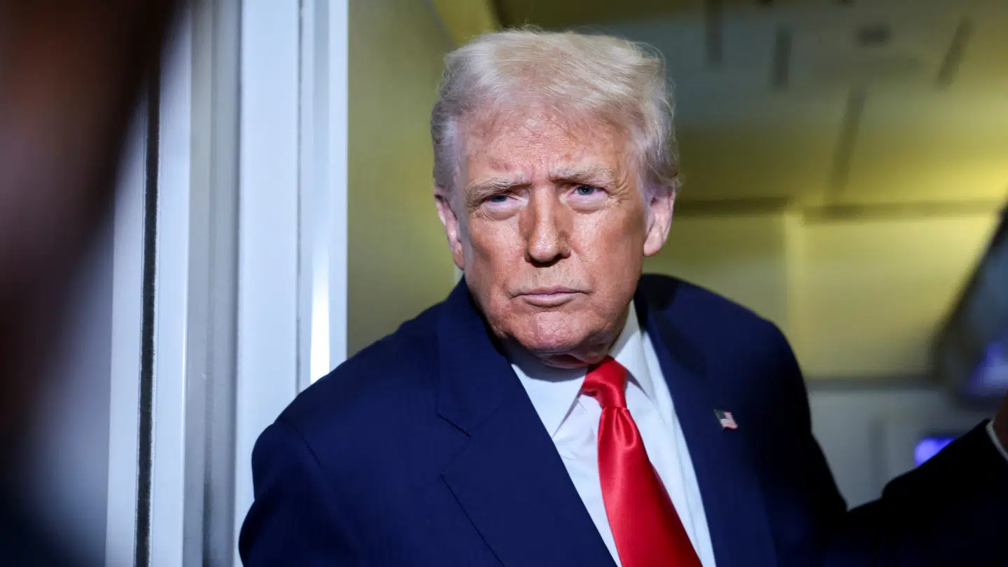 Donald Trump ombord på Air Force One.