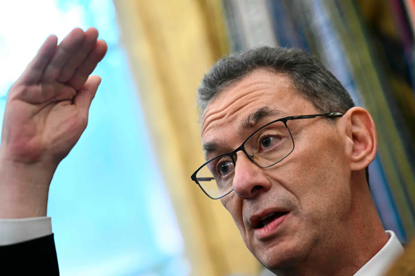 Pfizers topchef, Albert Bourla, må torsdag sande, at Novo Nordisk forsøger at overhale ham indenom i kampen om det amerikanske biotekselskab Metsera.