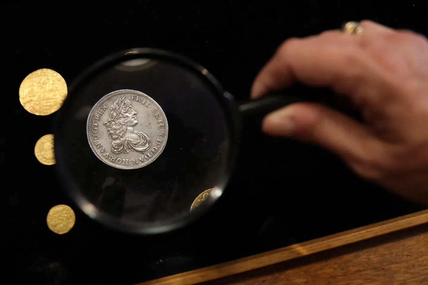 Møntsamlingen har været opbevaret på Frederiksborg Slot og i Nationalmuseets kælder. Museet har selv købt syv af mønterne. (Arkivfoto).