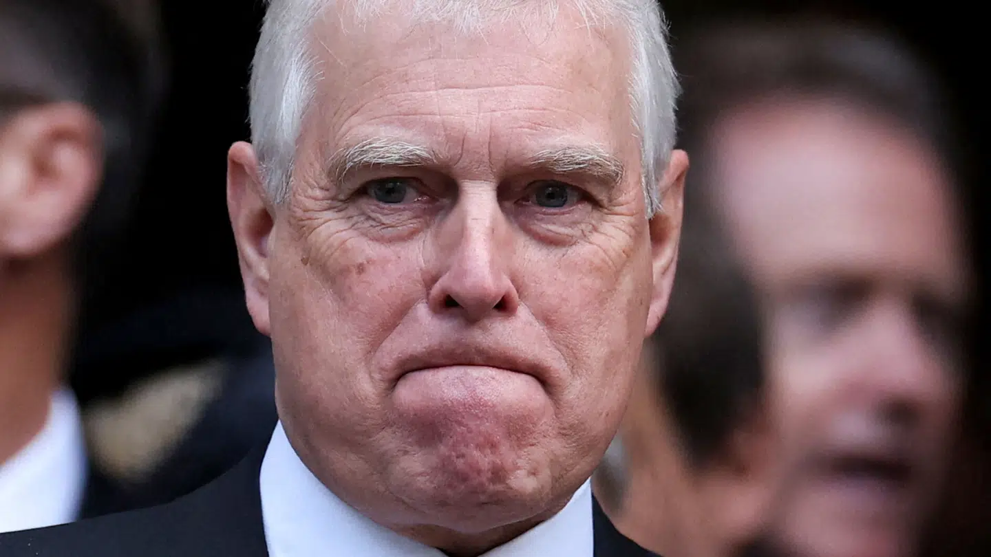 Den nu tidligere prins Andrew skal flytte.